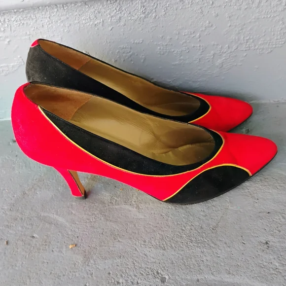 Bally Women's Vibrant Red and Classic Black Heels - Picture 3 of 5